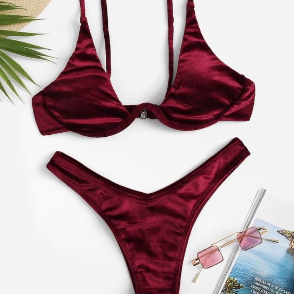 Shein Velvet Underwire High Leg Set